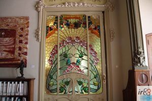 Glasmalerei an der Tür Casa Manuel Felip